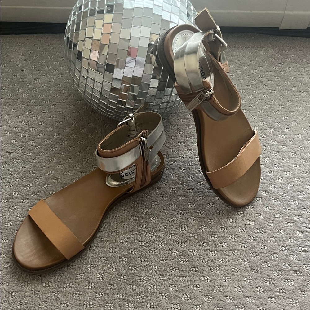 Stylish Tan and Silver Sandals